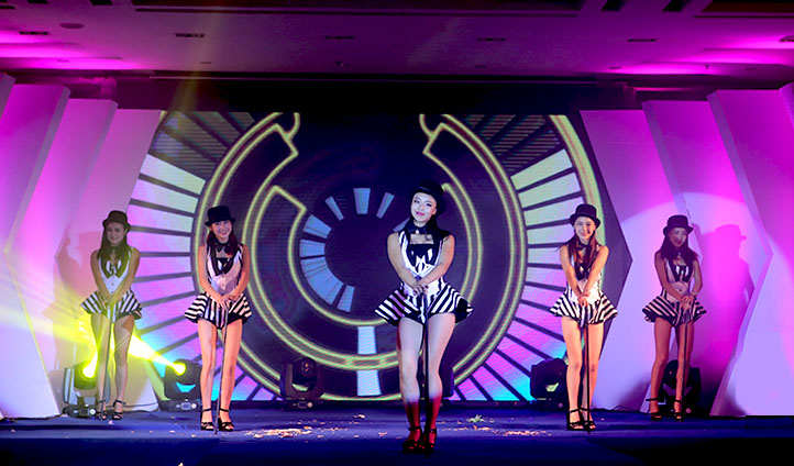 演藝公司如何調(diào)節(jié)觀眾情緒的起伏